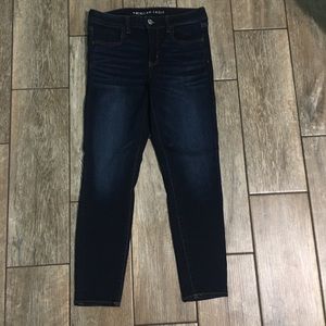 AMERICAN EAGLE JEANS!